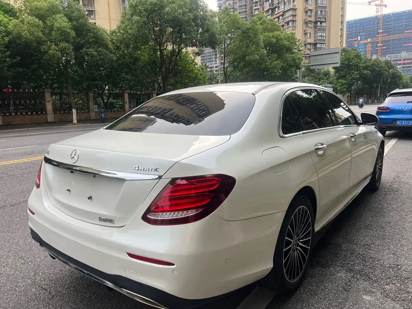 Mercedes-Benz E-Class 2017 E 200 L 4MATIC фото 8