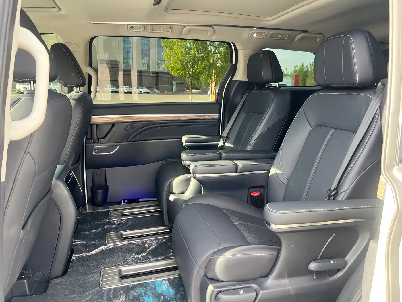 GAC Trumpchi Trumpchi M8 2023 Leading Series 390T Prestige Edition фото 5