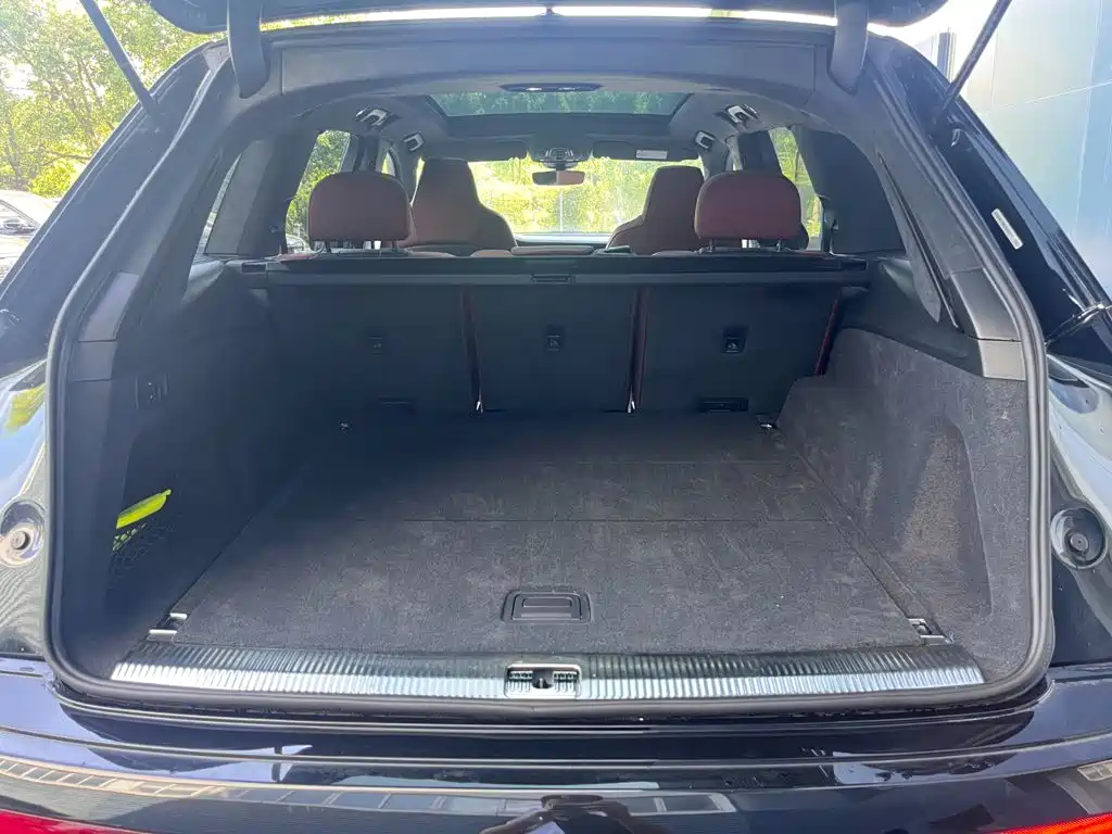 Audi SQ7 2026 2024 4.0 TFSI