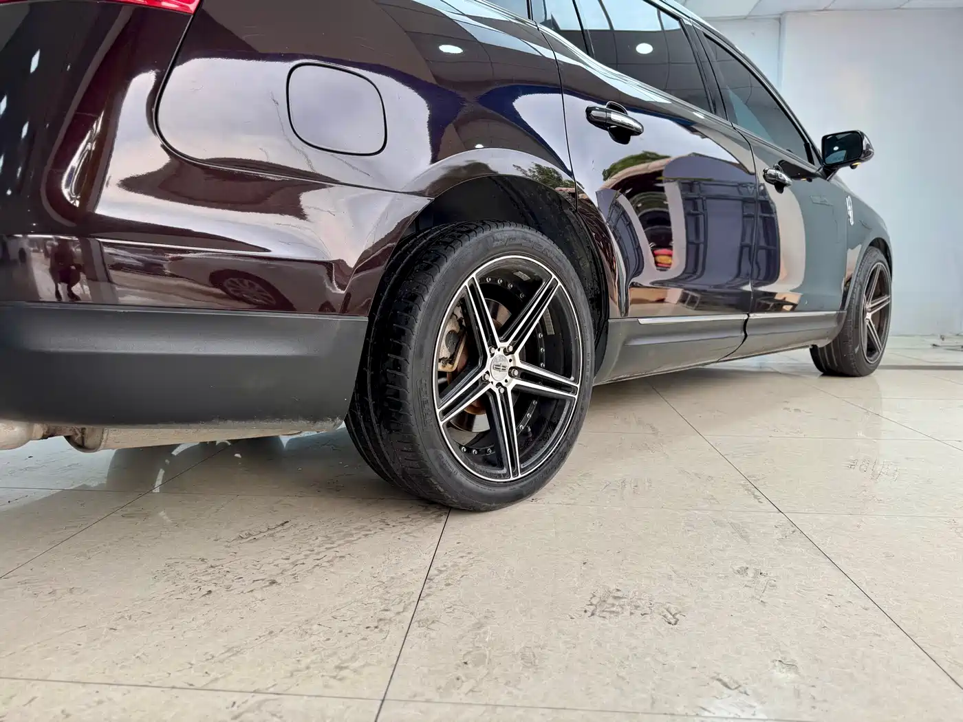Lincoln MKT 2010 Model 3.5T EcoBoost AWD фото 21