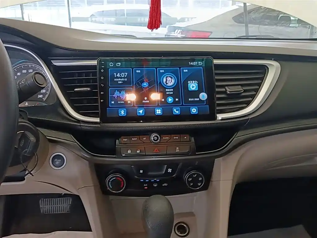 Buick Excelle 2015 15N Automatic Elite фото 13