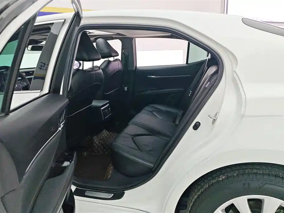 Toyota Camry 2019 Facelift 2.0G Luxury Edition фото 11