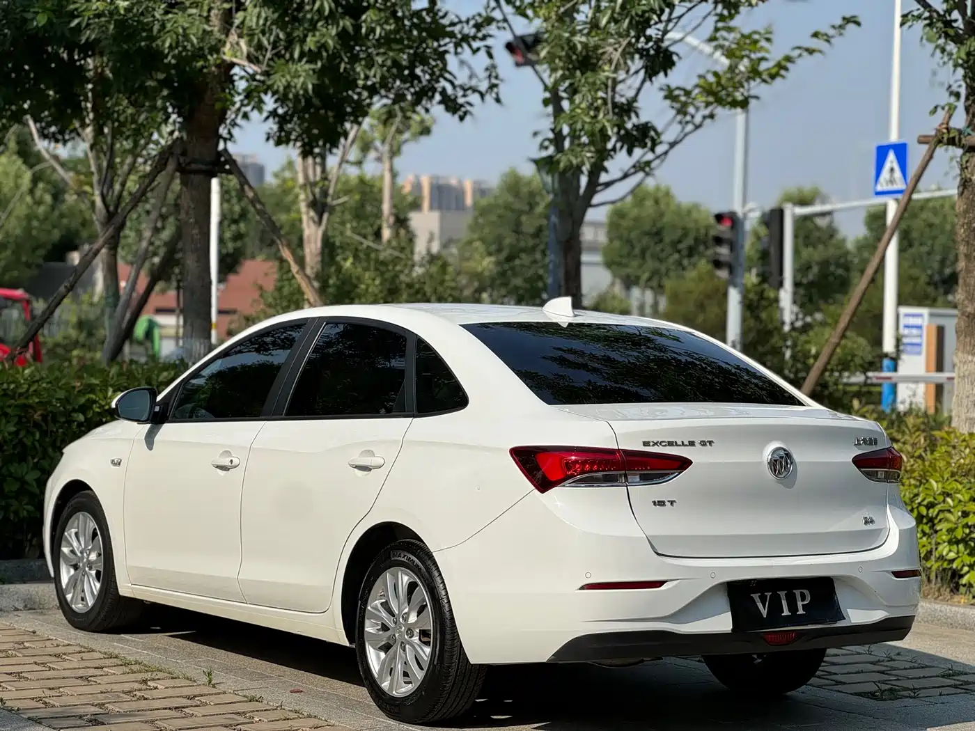 Buick Excelle 2018 15T Dual Clutch Elite (China V) фото 8