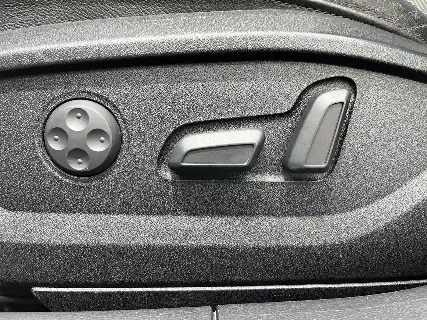 Audi Q2L 2018 35 TFSI Fashion Elegance China V фото 11