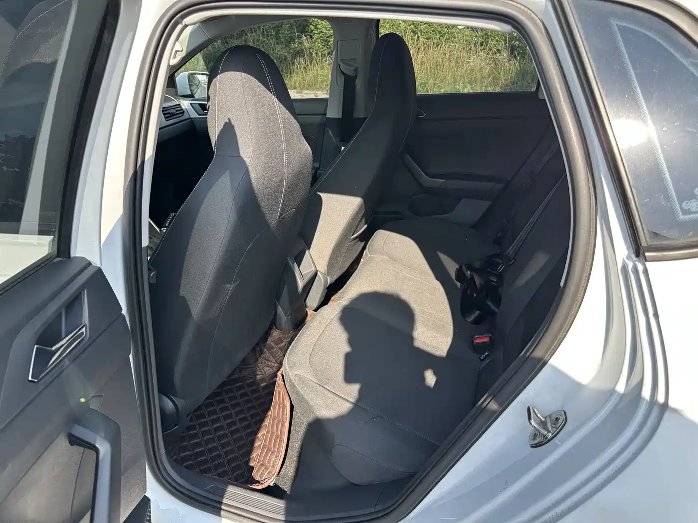 Volkswagen Polo 2021 Plus 1.5L Automatic Panorama Enjoyment Edition фото 14