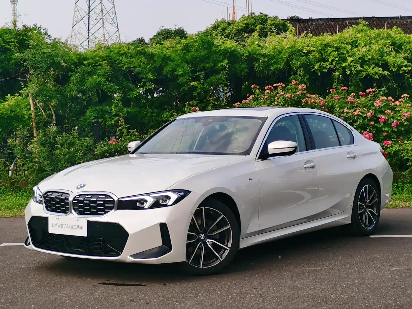 BMW 3 Series 2025 325i M Sport Package фото 6