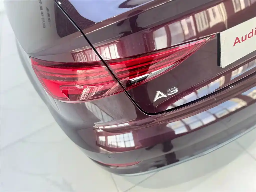 Audi A3 2017 Limousine 35 TFSI Fashion фото 15