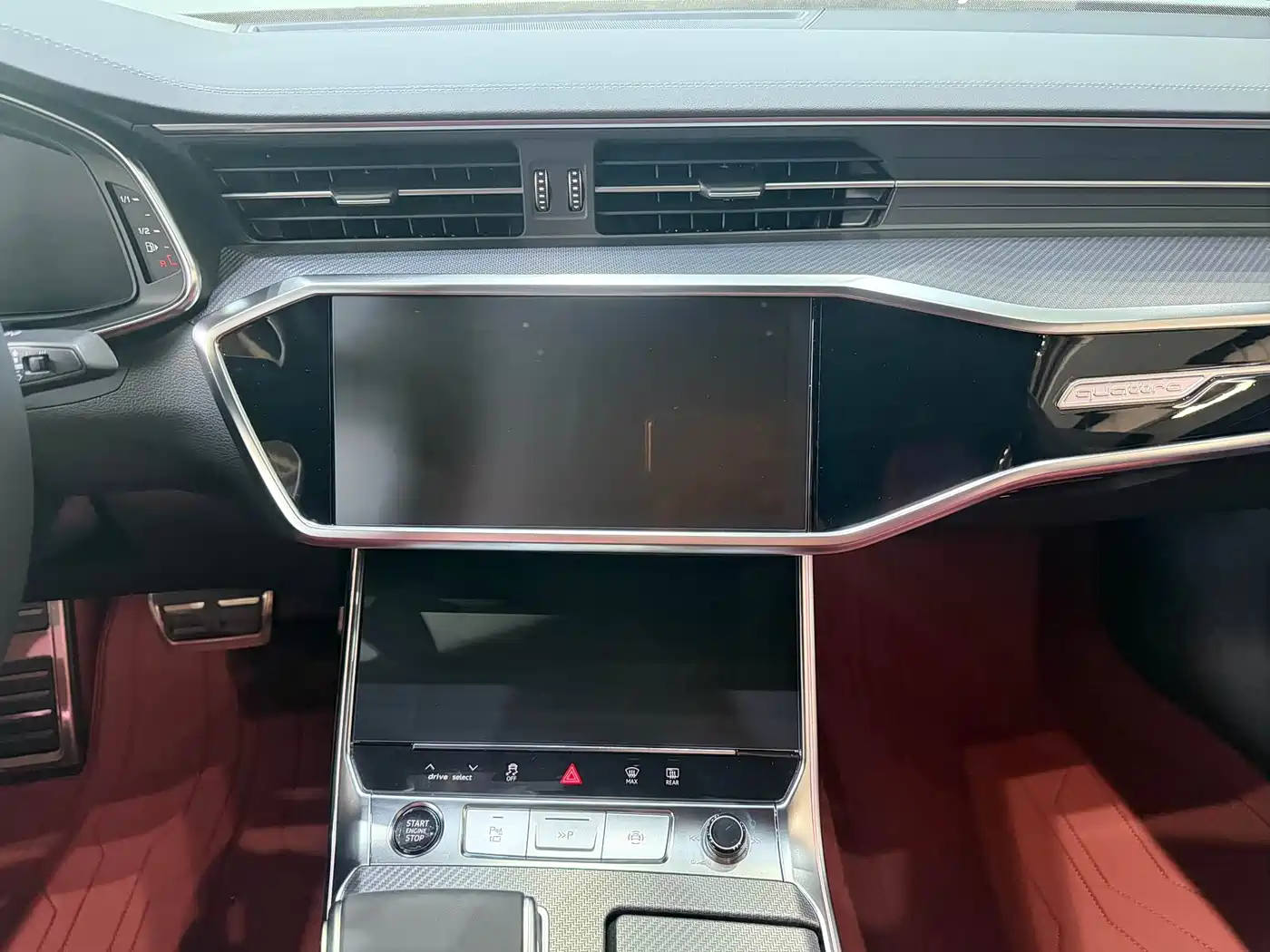 Audi A7L 2025 Model Year 45 TFSI quattro Black Knight Edition фото 9