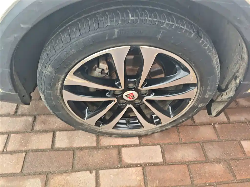 Roewe RX3 2018 2018 1.6L Manual Flagship