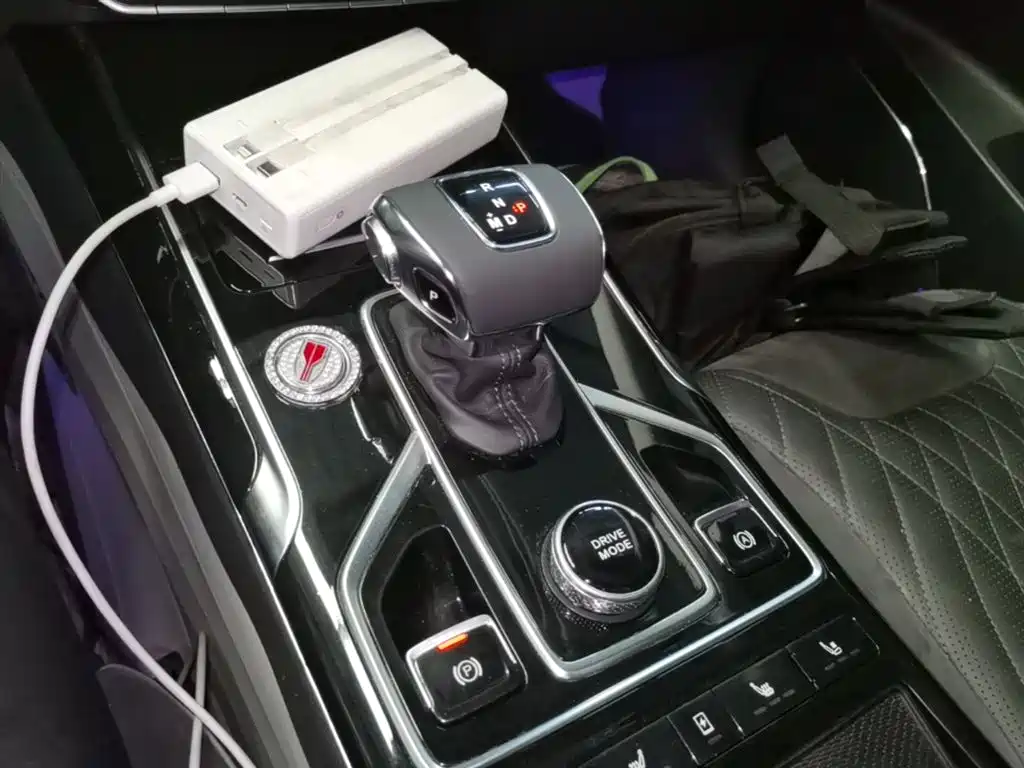 Hongqi HS5 2022 2.0T Smart Connect 4WD Flagship фото 14