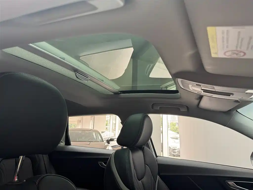 Audi Q2L 2025 2025 35TFSI Fashion Dynamic
