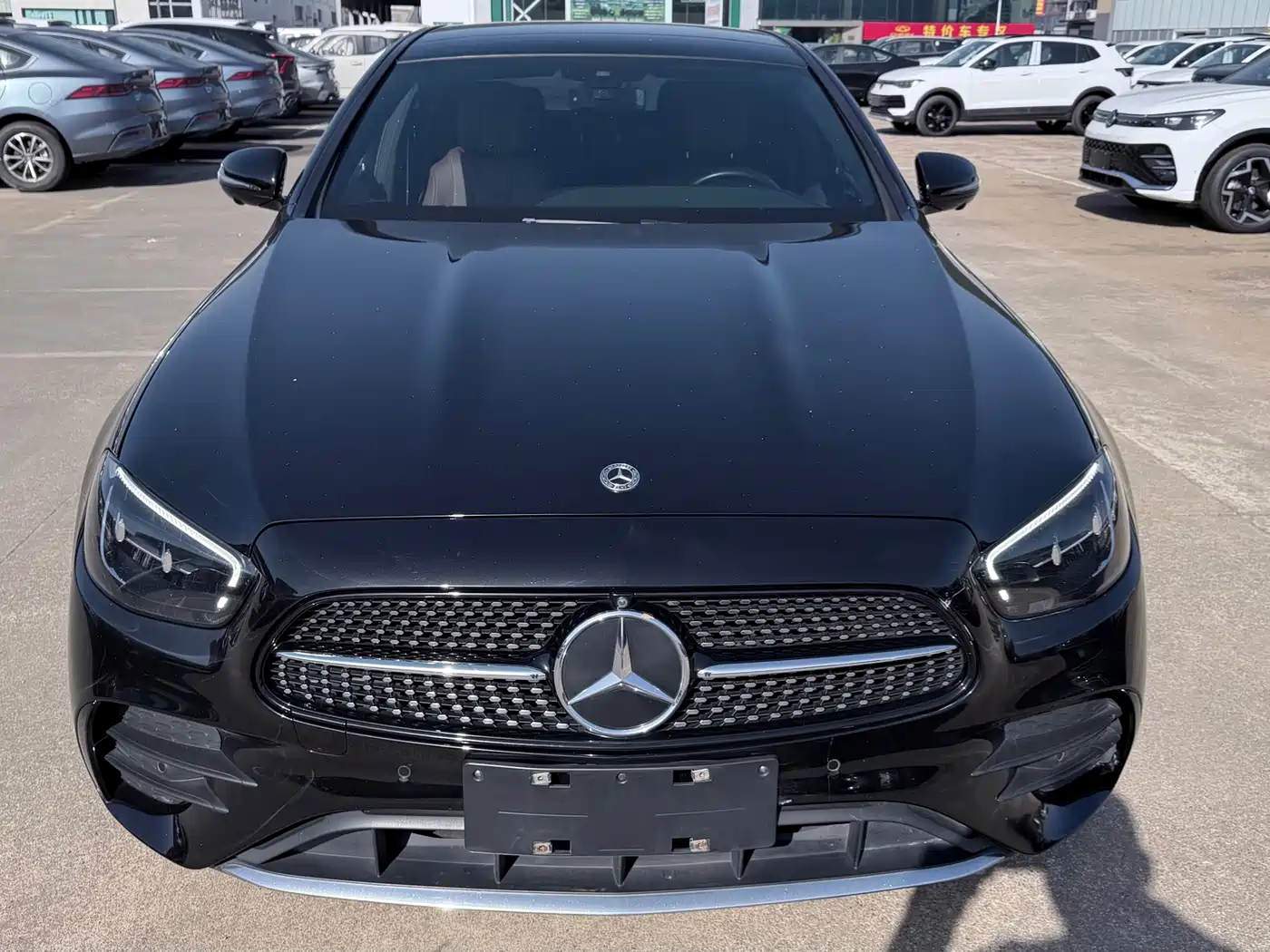 MERCEDES-BENZ E CLASS