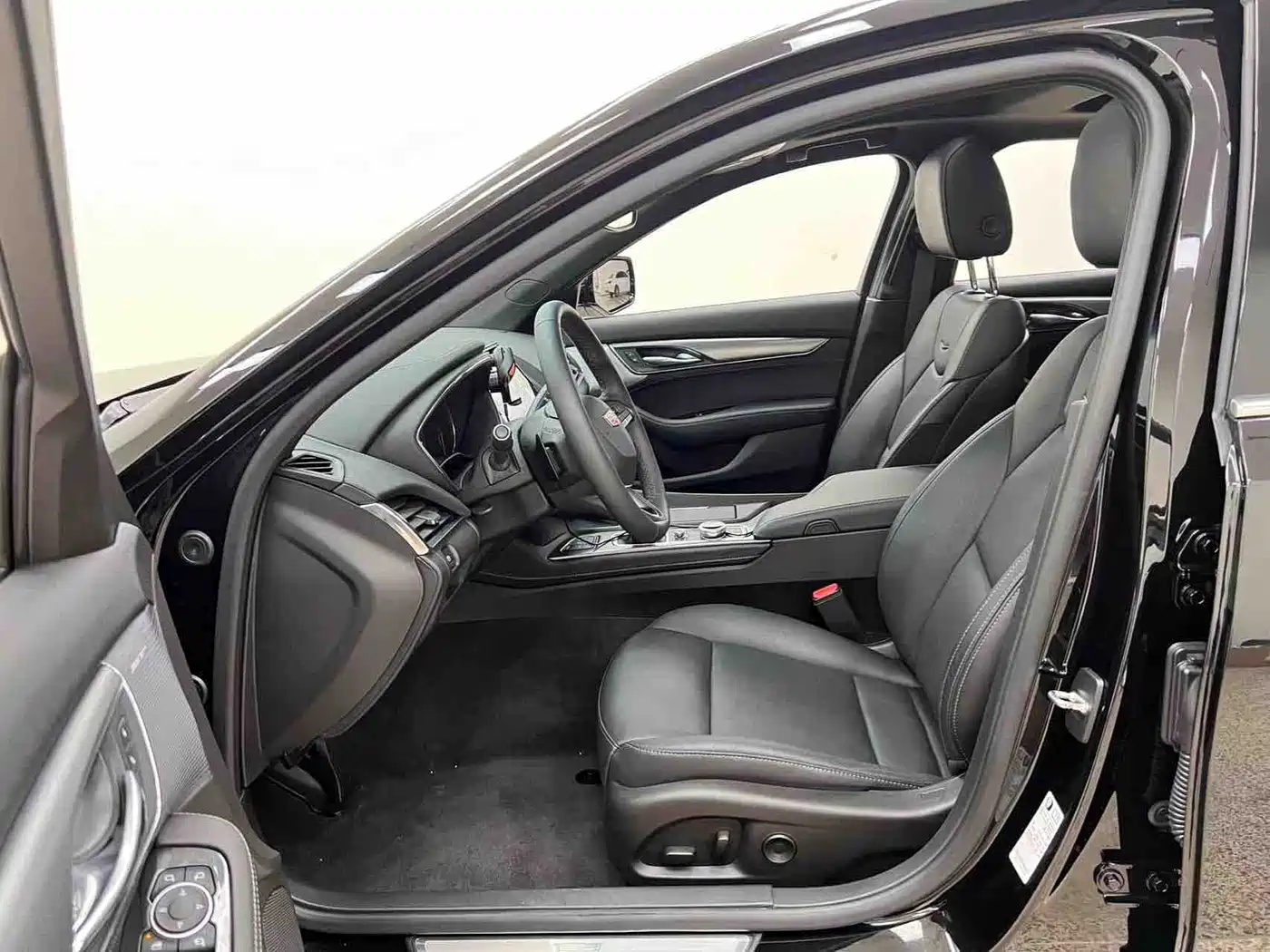 Cadillac CT5 2022 28T Luxury (Standard) фото 10