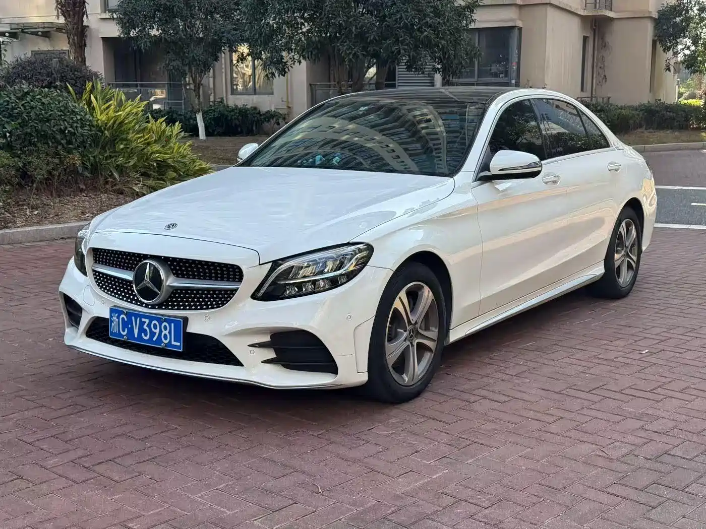MERCEDES-BENZ CLASS C