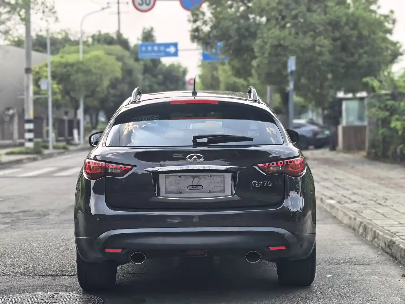 Infiniti QX70 2016 2015 Model 3.7L Shadow Edition