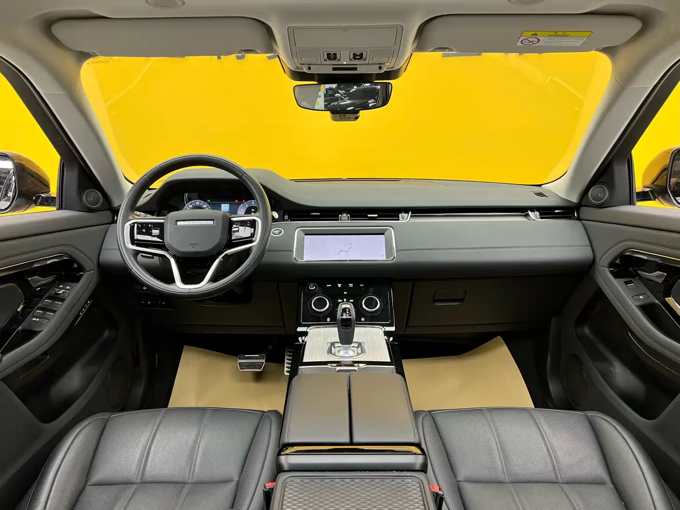 Land Rover Range Rover Evoque New Energy 2022 Range Rover Evoque L P300e Plug-in Hybrid фото 8