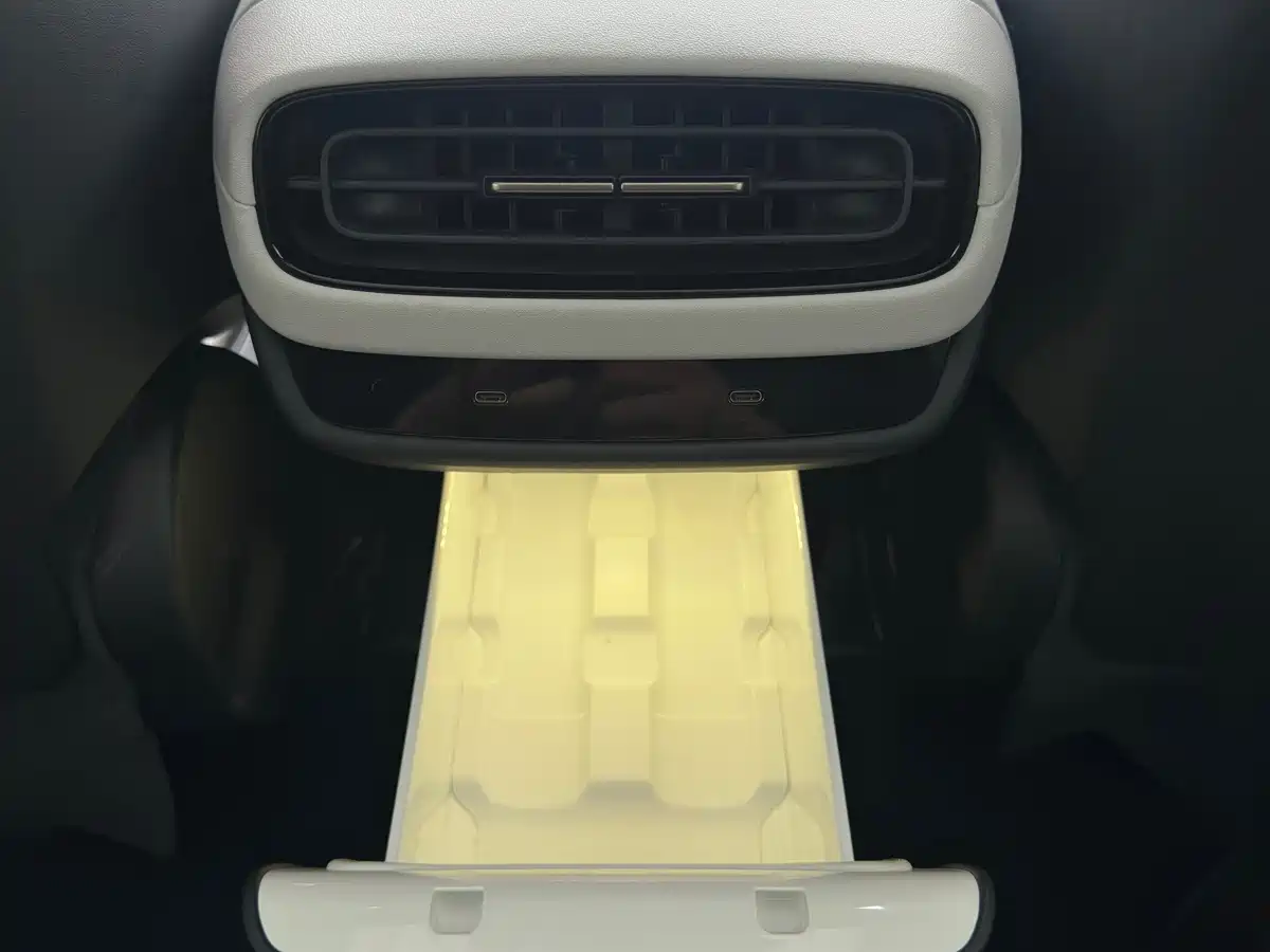Xiaomi Auto Xiaomi SU7 2024 2024 RWD Ultra Long Range Advanced Smart Driving Pro Edition