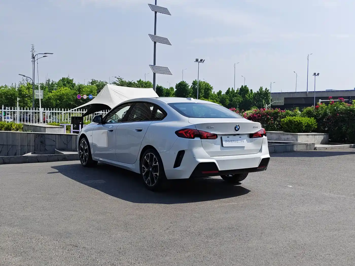 BMW 2 Series 2025 225L M Sport Package фото 7