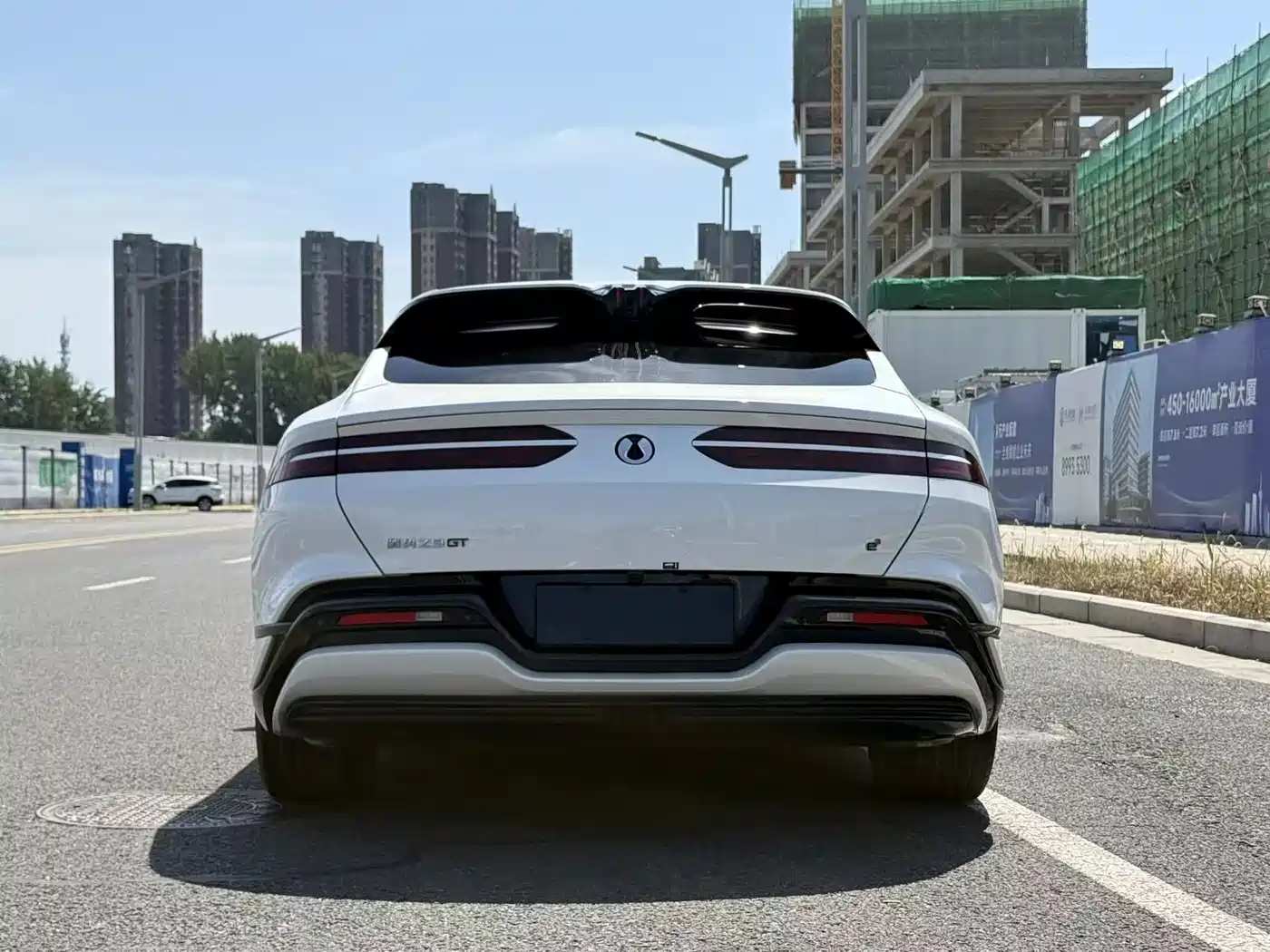 Denza Z9GT 2024 1100 AWD Ultra Edition фото 19