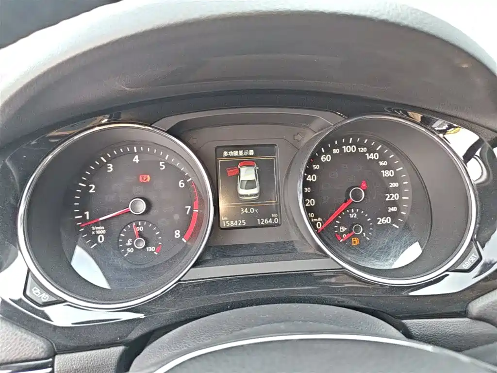 Volkswagen Sagitar 2018 280TSI DSG Luxury фото 12