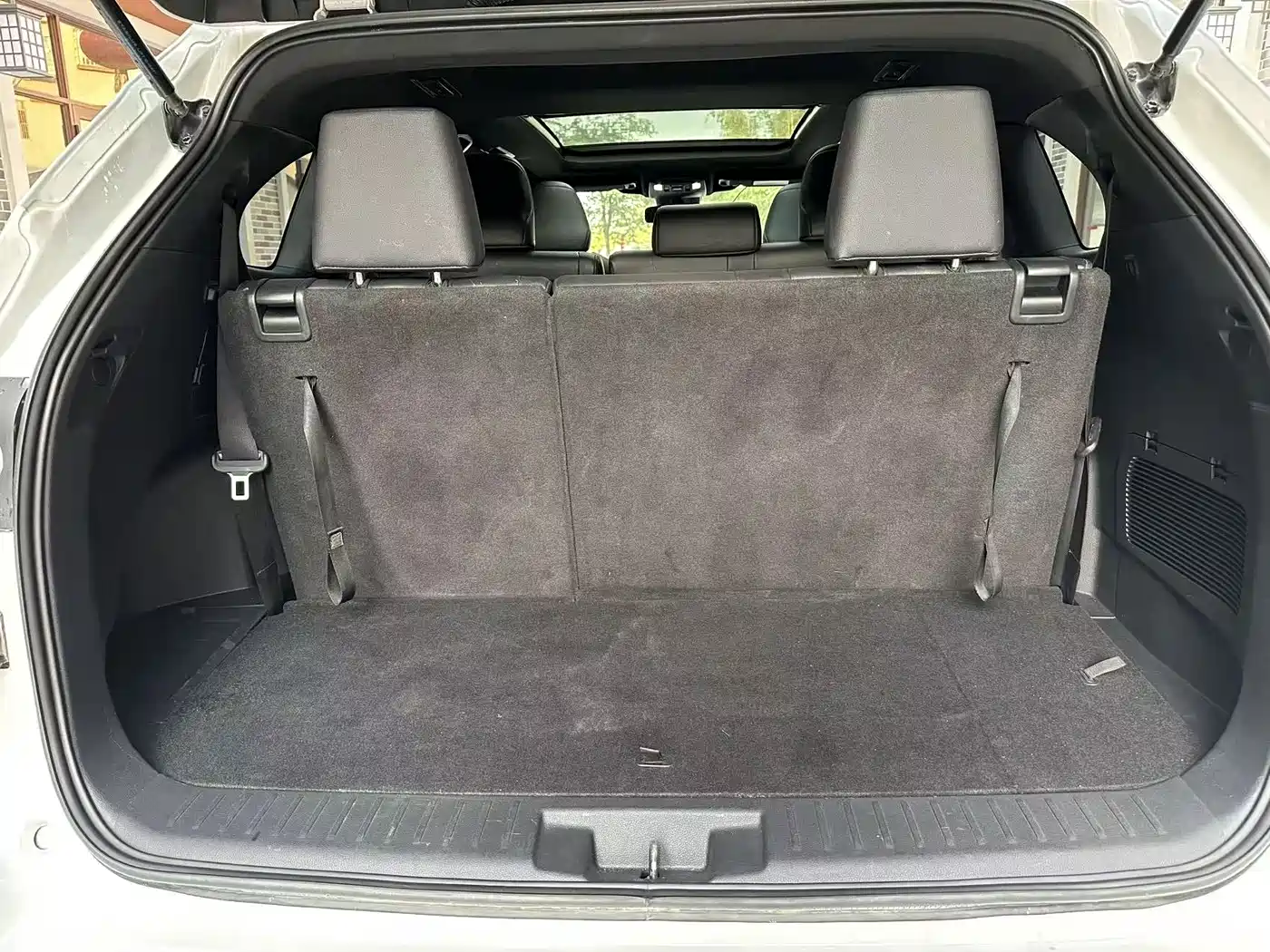 Toyota Crown Kluger 2021 2.5L HEV 4WD Luxury фото 17