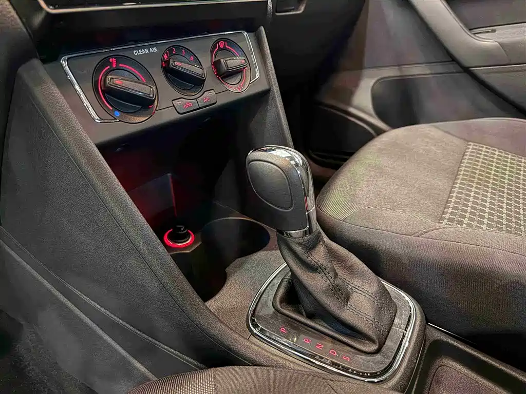 Volkswagen Polo 2018 1.5L Auto Comfort фото 15