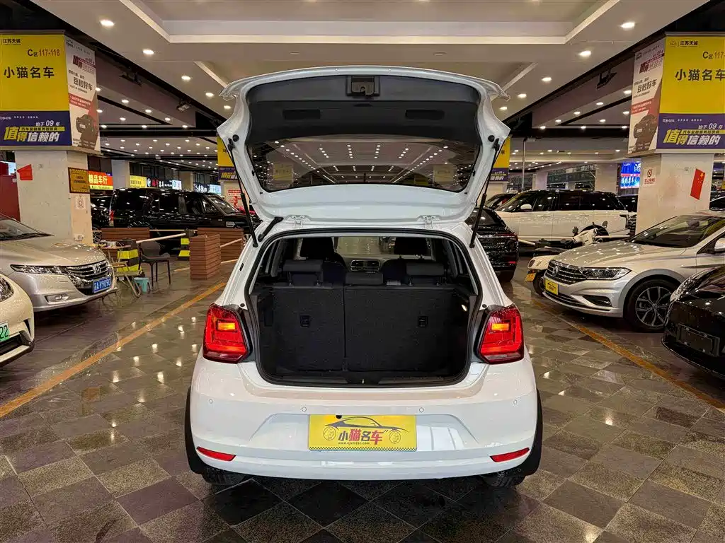 Volkswagen Polo 2018 1.5L Auto Comfort фото 27