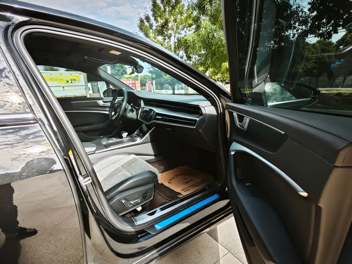 Audi A6L 2024 45 TFSI quattro Exclusive Dynamic фото 7