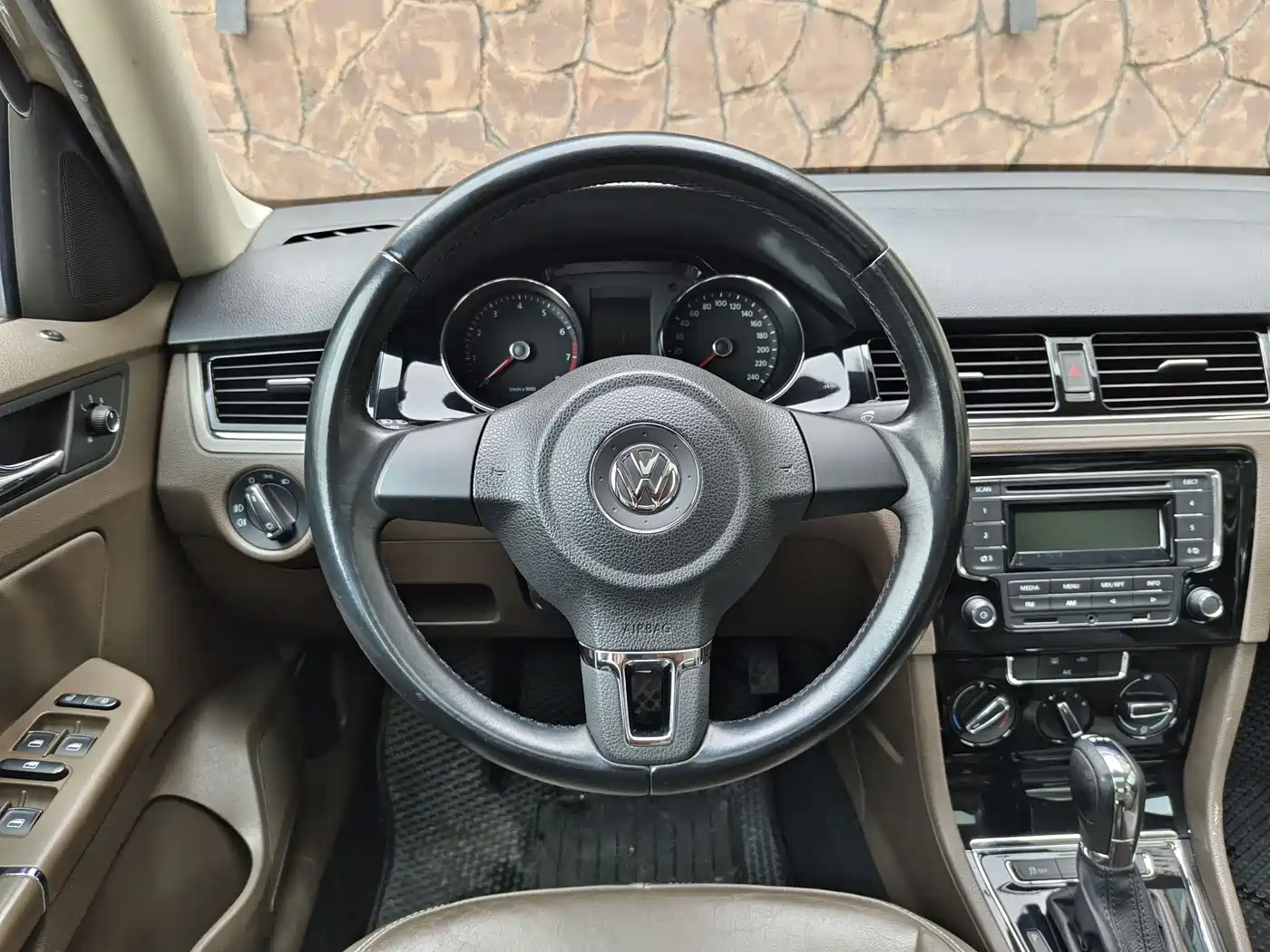 Volkswagen Bora 2013 1.4T Automatic Comfort фото 12