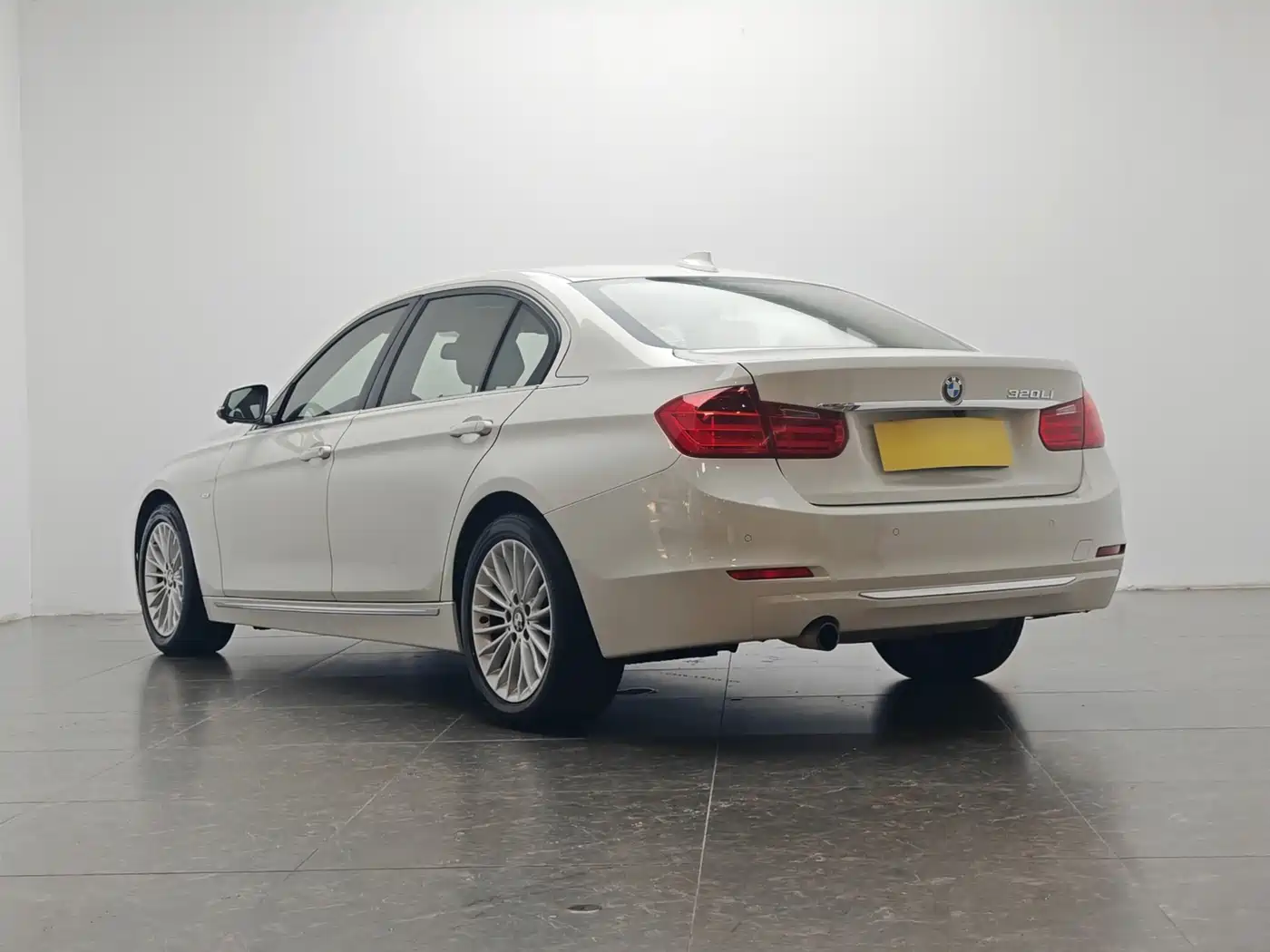 BMW 3 Series 2013 Facelift 320Li Luxury Design Package фото 4