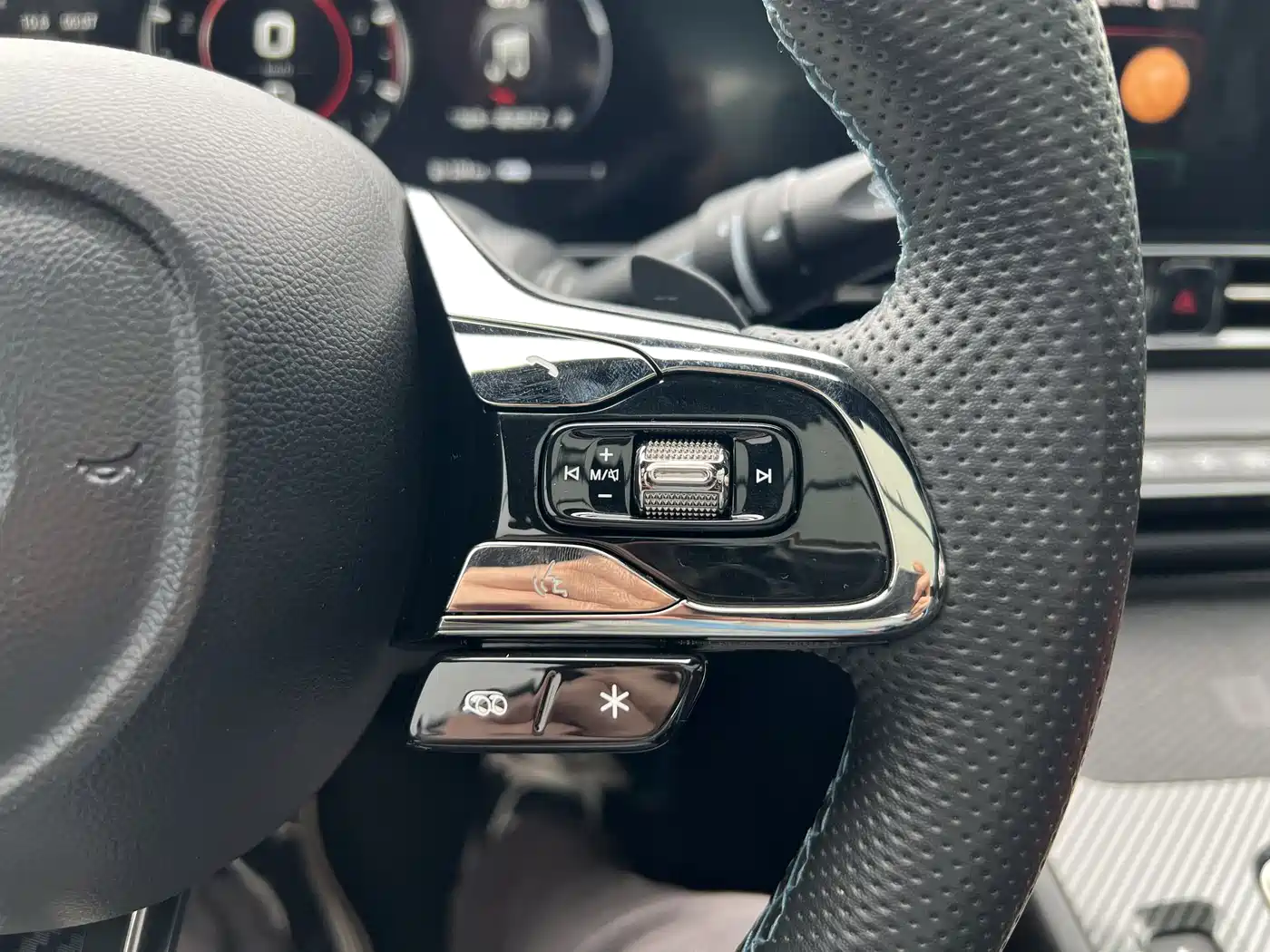 GAC Trumpchi Trumpchi Emkoo 2022 270T DCT J16 Galaxy Fighter Edition фото 18