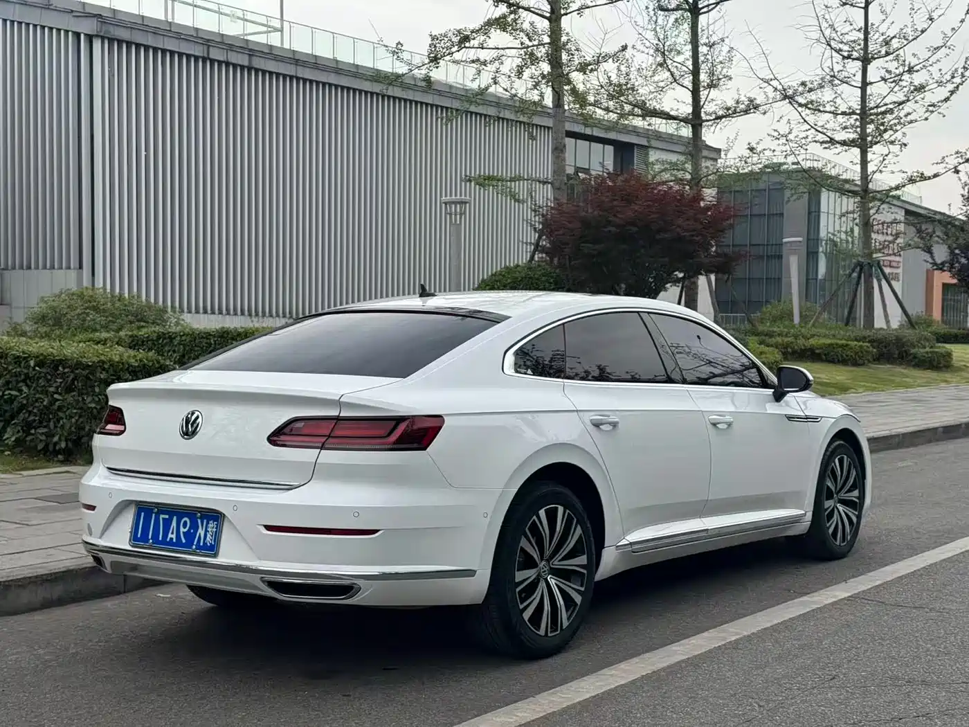 Volkswagen FAW-Volkswagen CC 2020 330TSI Glamour Version China VI фото 7