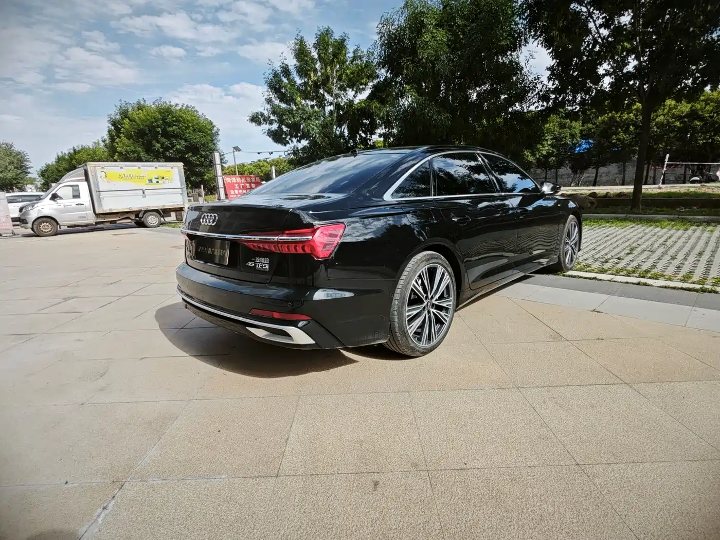 Audi A6L 2024 45 TFSI quattro Exclusive Dynamic фото 10