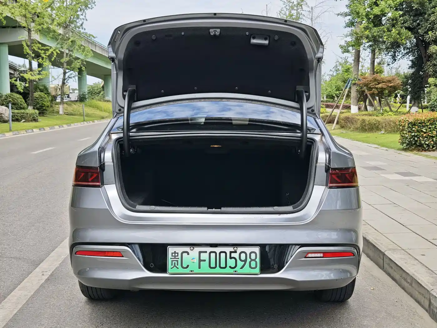 BYD Qin PLUS 2021 DM-i 55KM Flagship фото 18