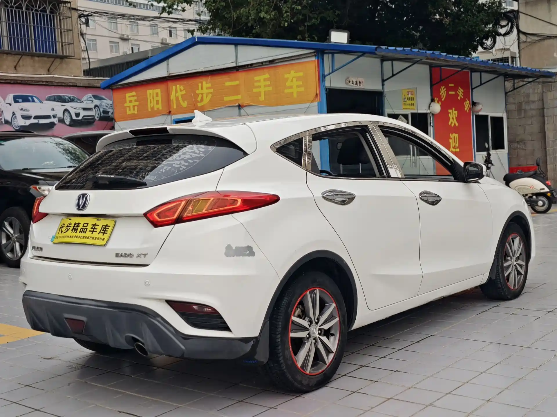 Photo 21 - Changan Eado XT