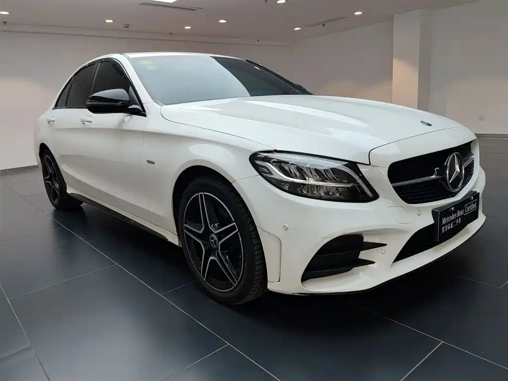 Mercedes-Benz C-Class 2021 C 260 Starry Exclusive Edition фото 2