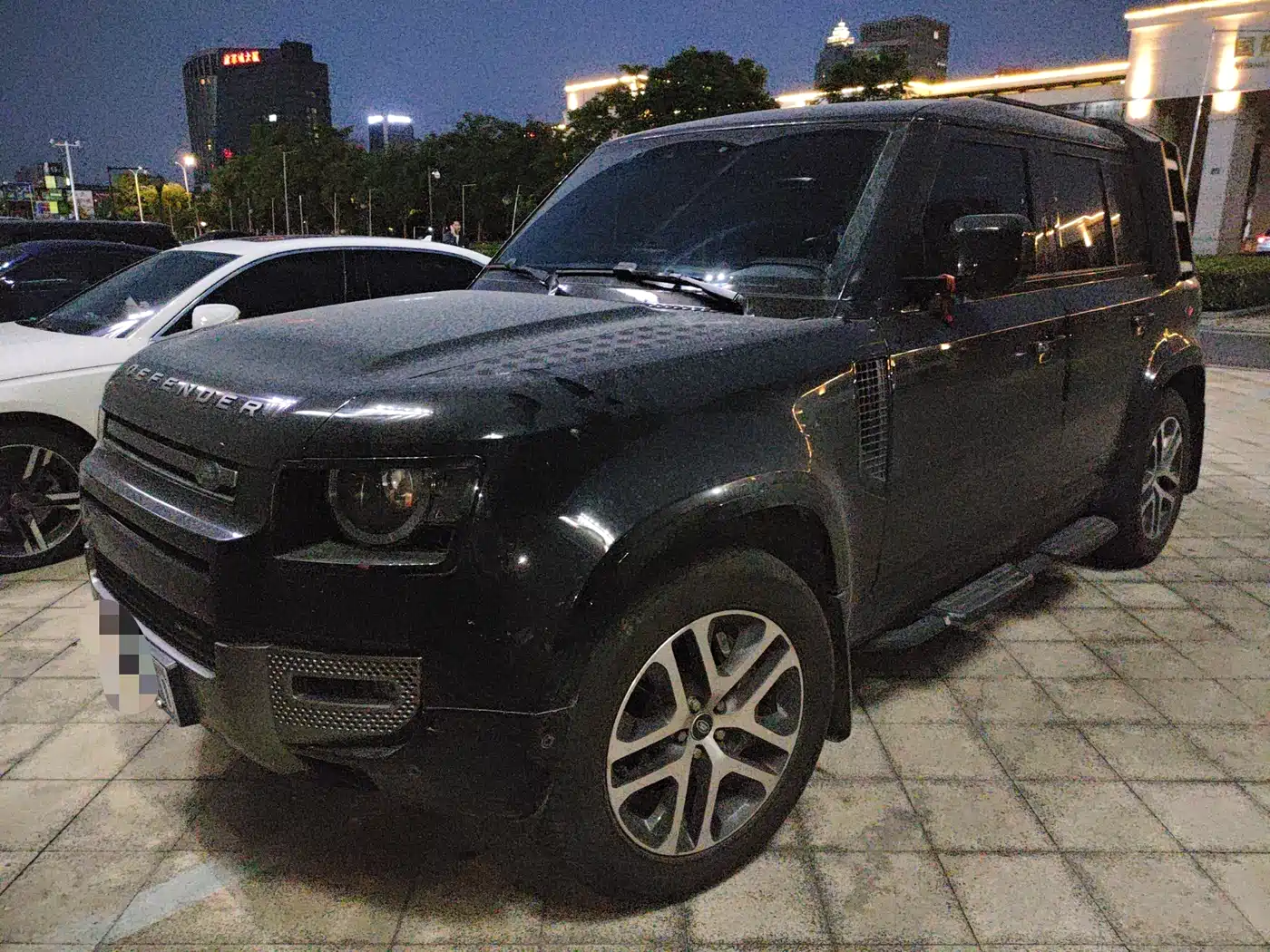 Land Rover Defender 2023 Facelift 110 3.0T P400 X-DYNAMIC HSE