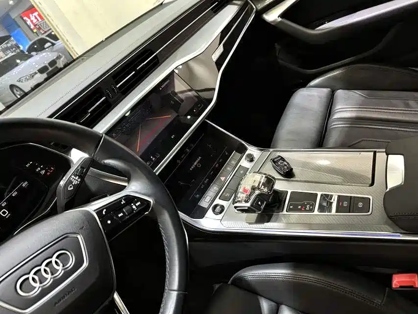 Audi A7 2021 45 TFSI Exclusive фото 7