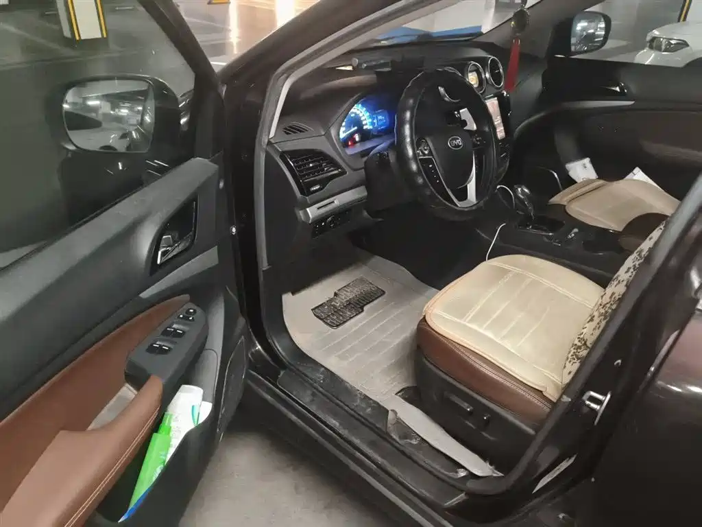 BYD S7 2015 2.0T Upgrade Automatic Premium фото 13