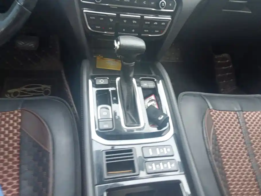 Фото 16 - GAC Trumpchi GS8