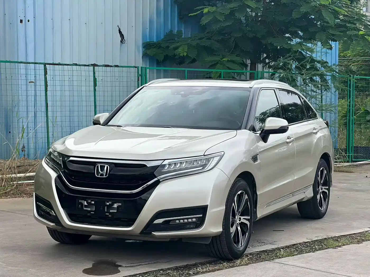 Honda UR-V