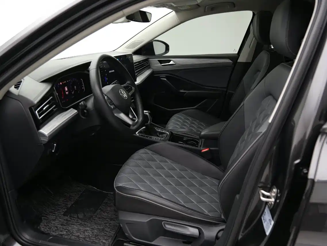 Volkswagen Sagitar 2023 Model Year 280TSI DSG Surpass Edition фото 7