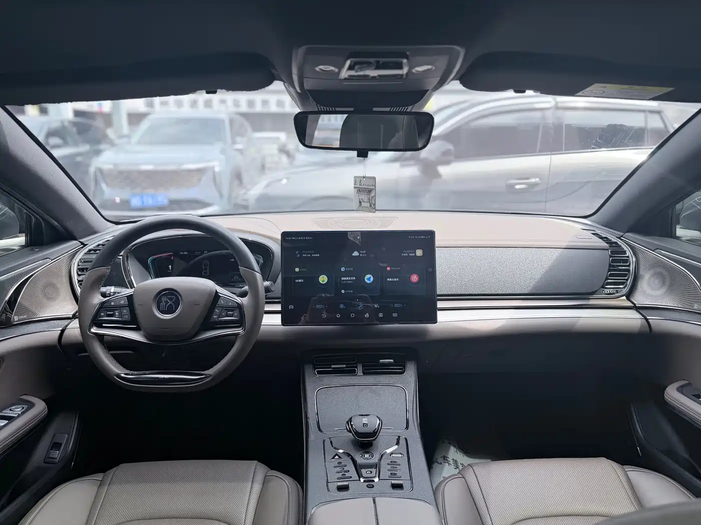 Фото 8 - BYD Han