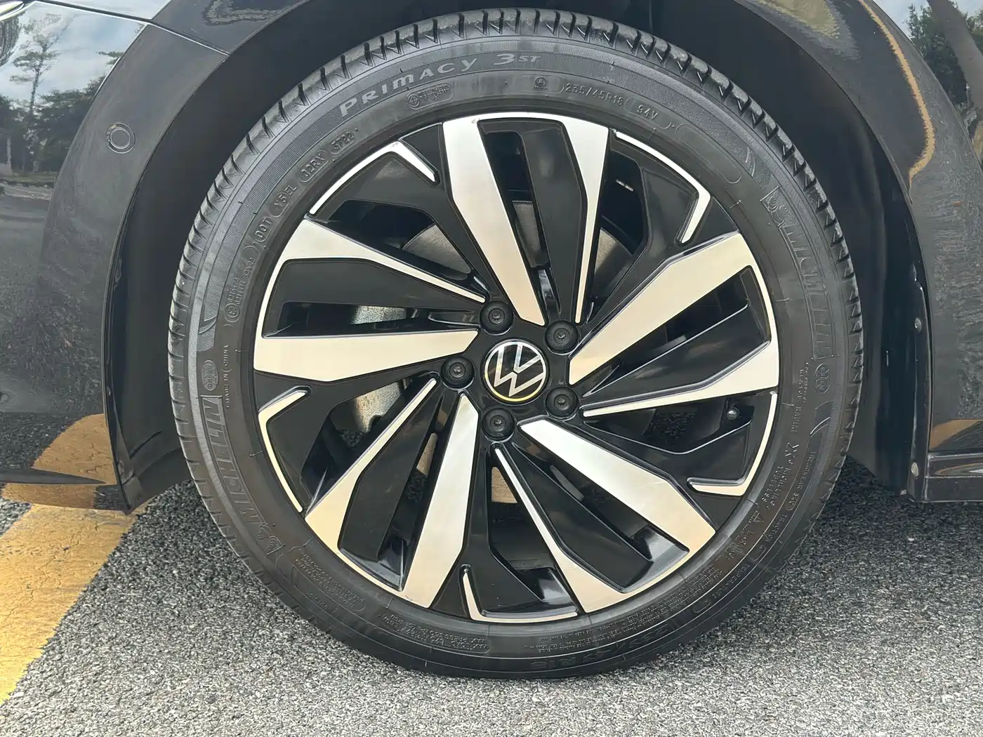 Volkswagen Passat 2023 330TSI Premium Edition фото 10