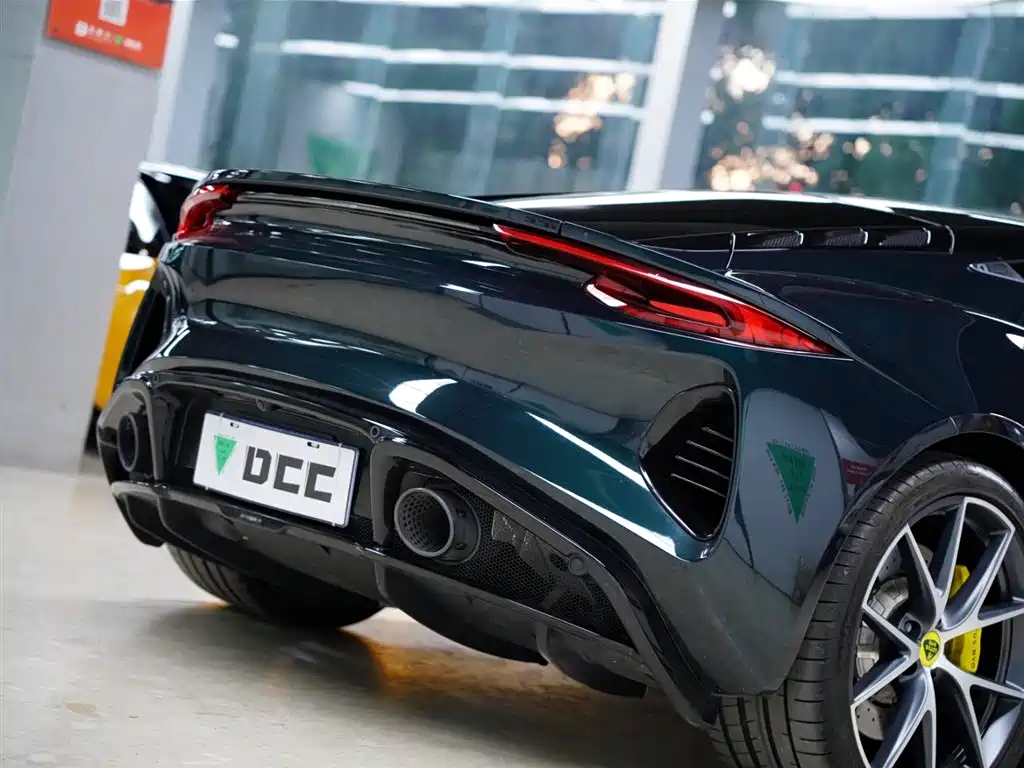 Lotus Cars EMIRA 2021 2.0T DCT First Edition фото 5