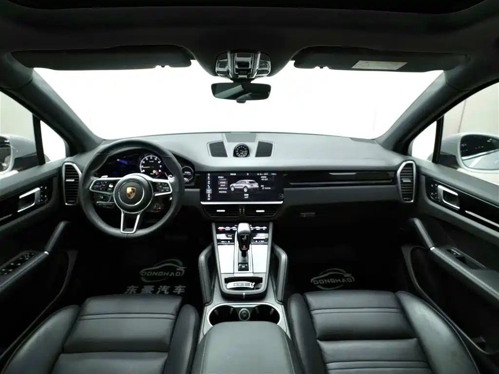 PORSCHE CAYENNE NEW ENERGY