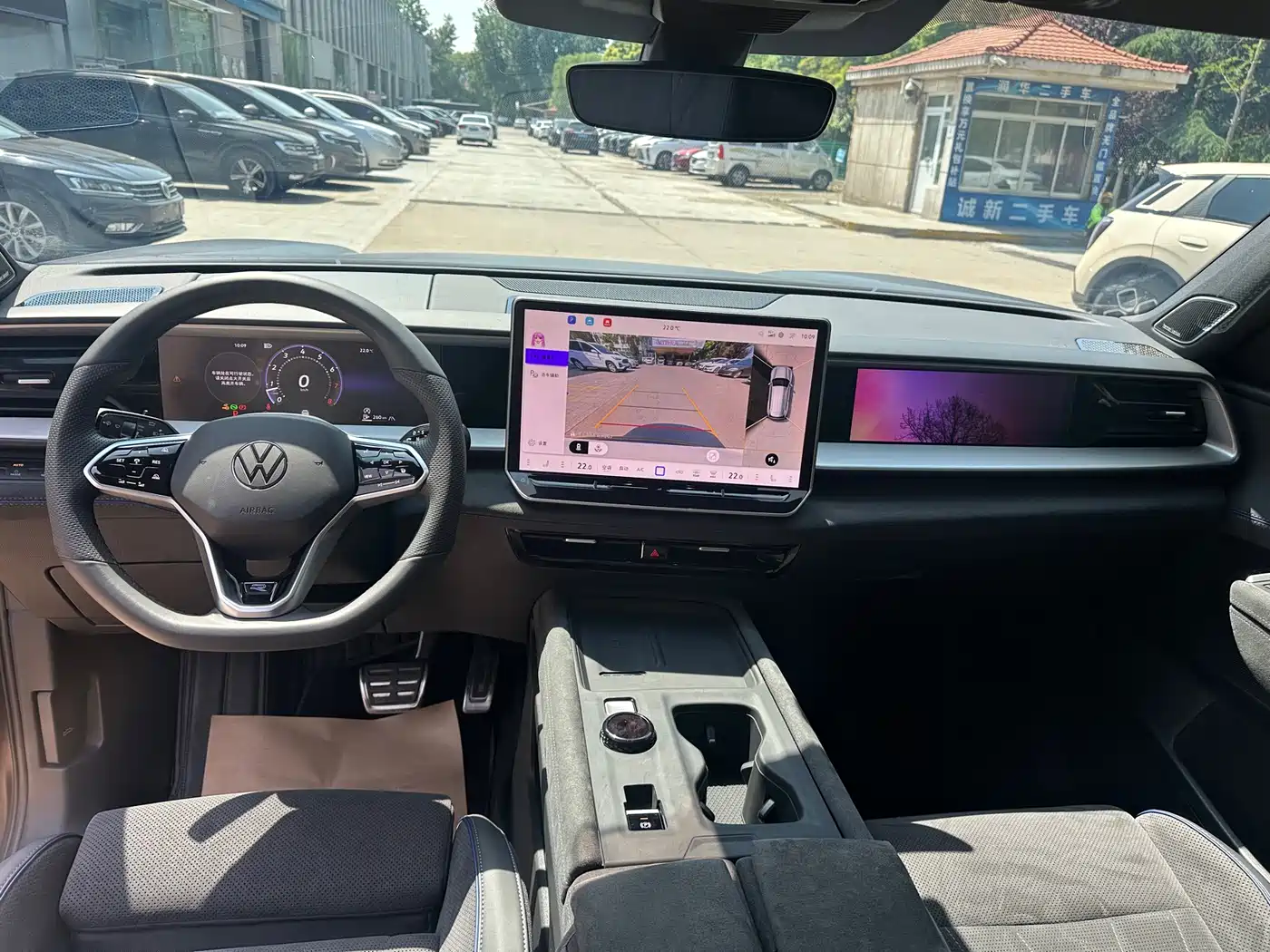 Volkswagen Teramont 2025 Teramont Pro 450TSI 4WD Summit Edition фото 6