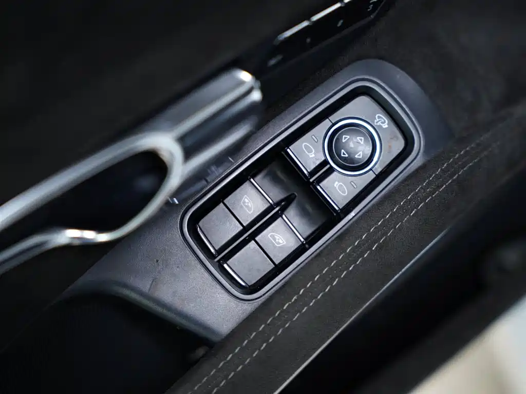 Porsche 911 2012 Carrera S 3.8L фото 27