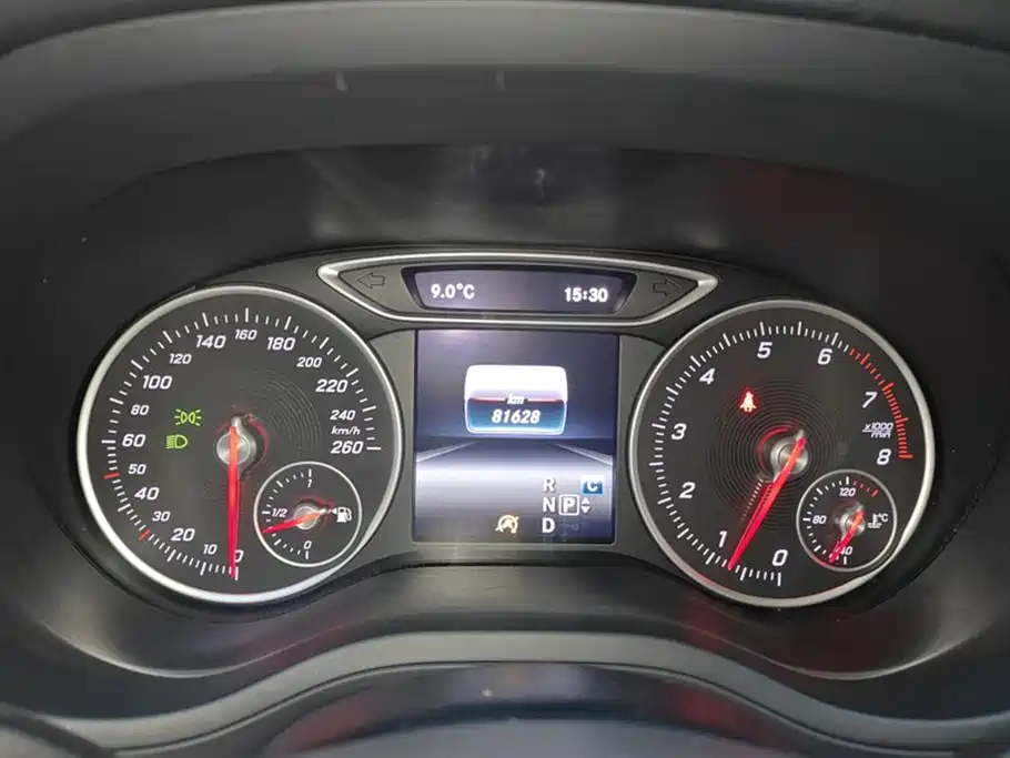 Mercedes-Benz B-Class 2017 B 200 Dynamic фото 14