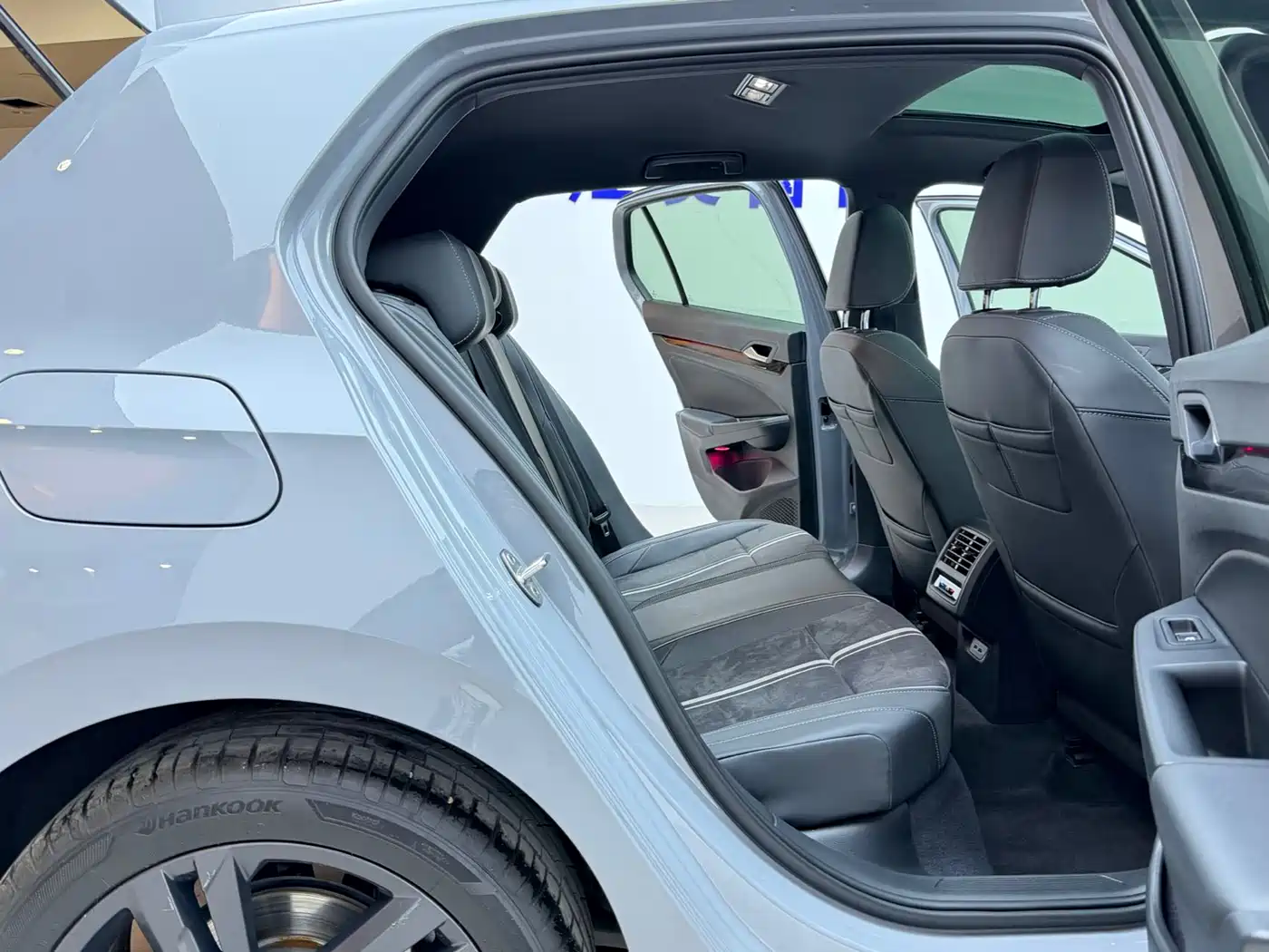 Volkswagen Golf 2023 280TSI DSG R-Line Lite фото 18
